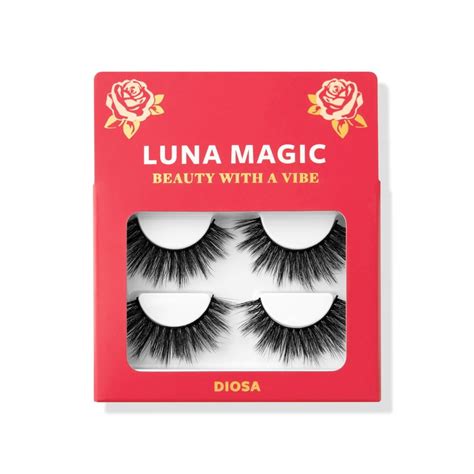 Luna magical lash enhancer